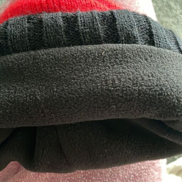 3 for $20 - Mickey sweatpants and beanie bundle - Picture 7 of 7